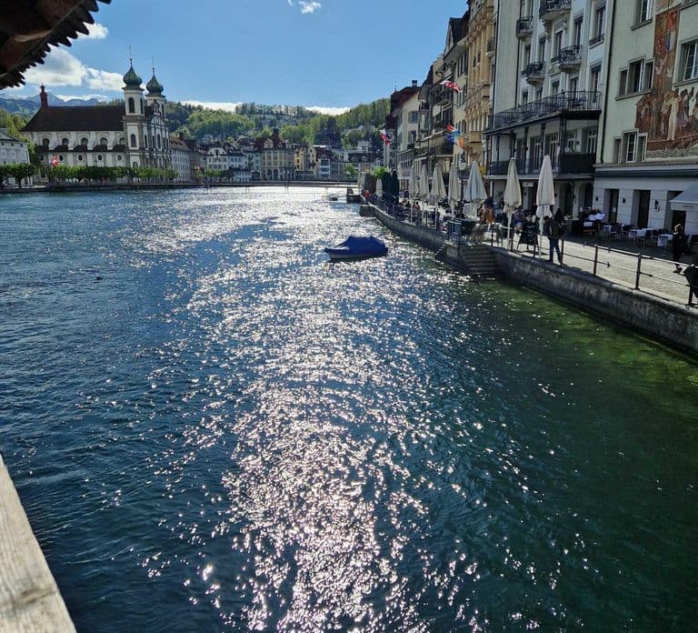 Lucerna: Tour privato a piedi con degustazione di cioccolato e formaggio