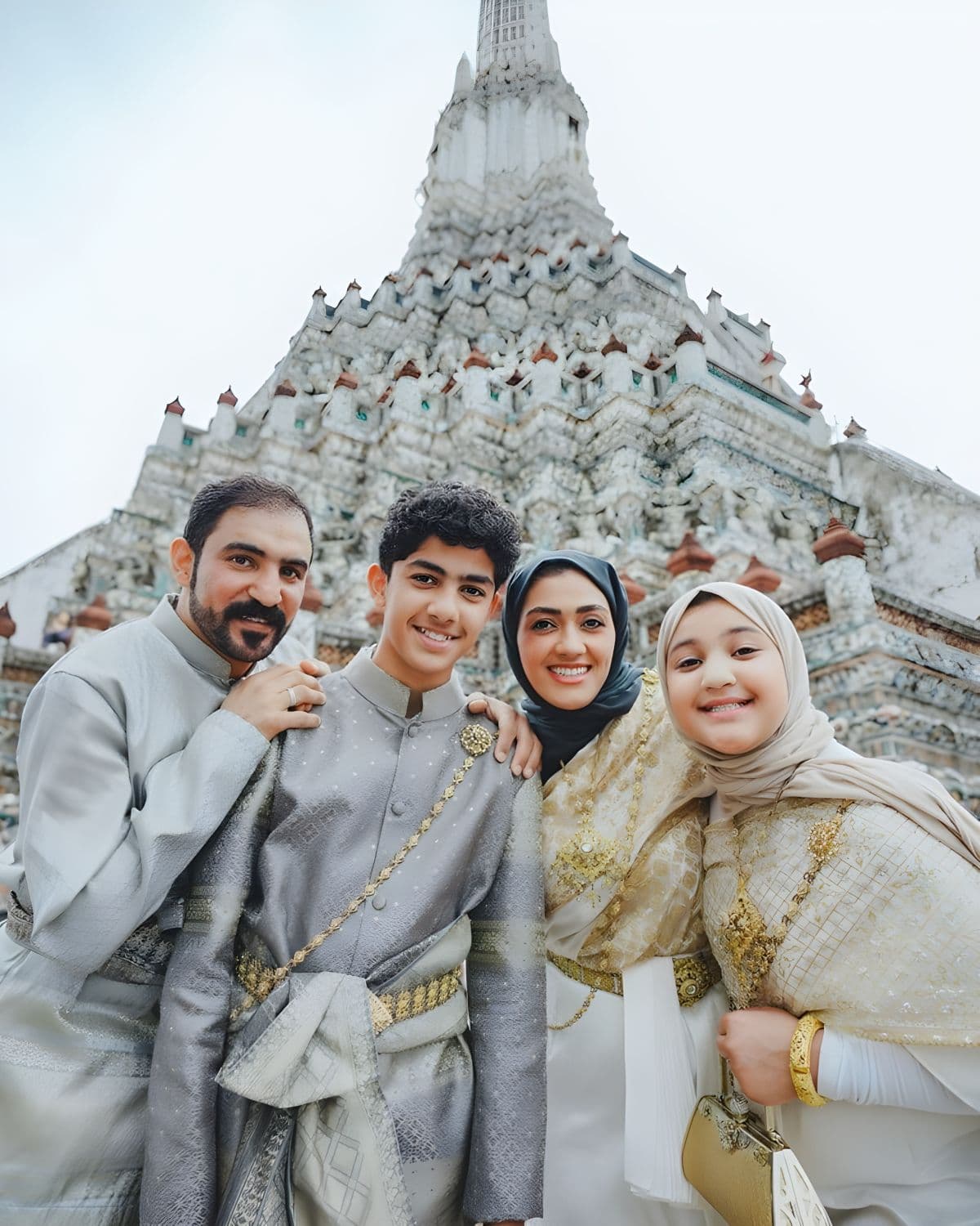Thai Glam Studio, noleggio costumi thailandesi al Wat Arun