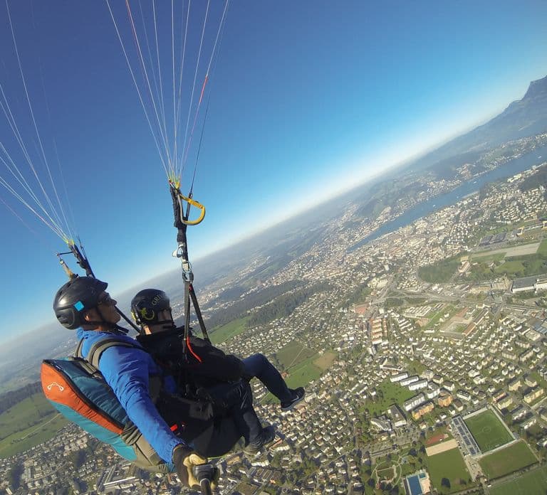 Lucerne: Voo de Parapente Tandem