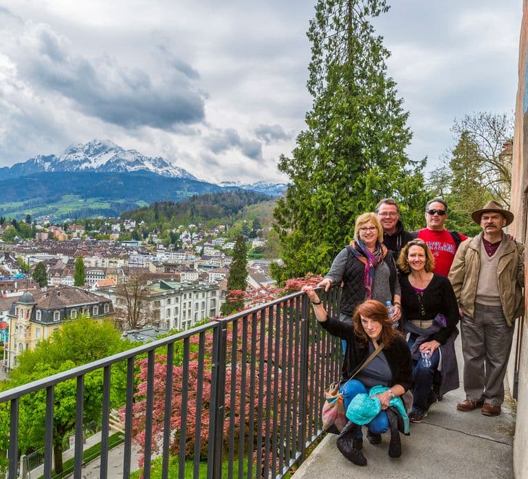 Lucerne: Walking and Boat Tour with Cheese & Wine Tasting