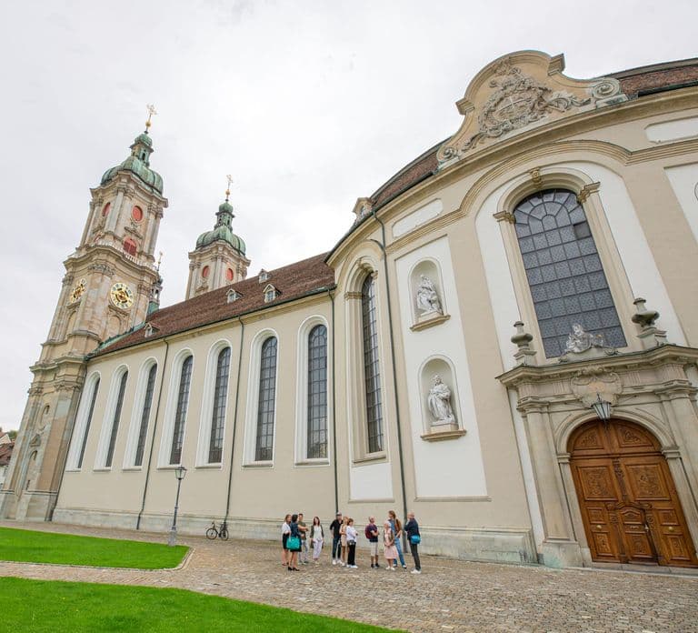 Old town walking tour in St.Gallen with textile museum