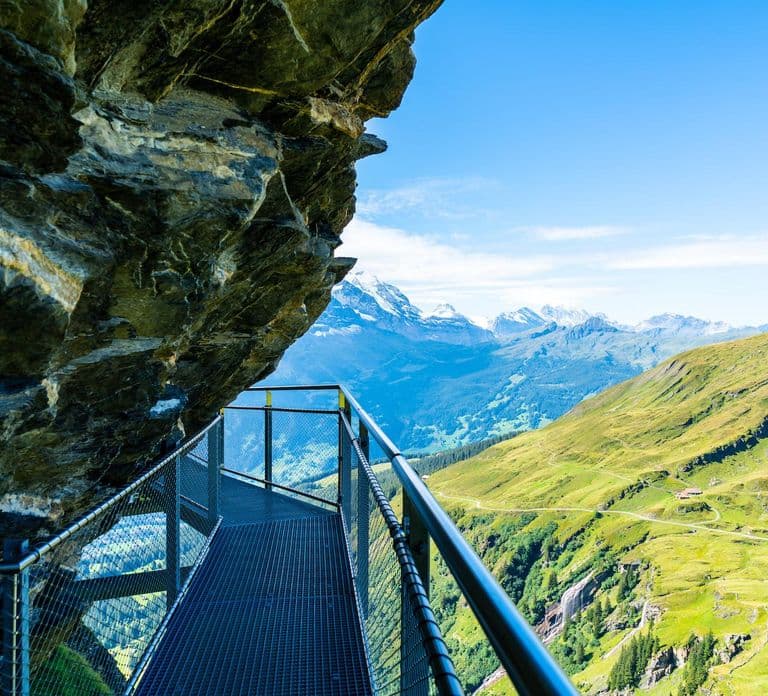 Excursion privée d'une journée : Interlaken vers Grindelwald et Cliff Walk