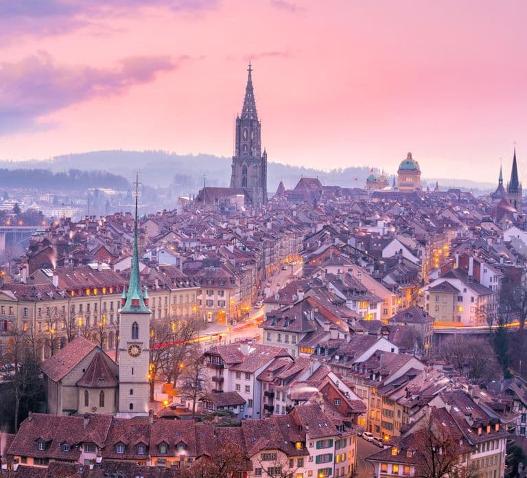 Privé dagtrip van Basel naar Bern, Murten, lokale chauffeur