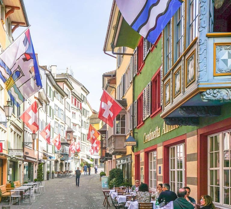 Private Walking Day Tour in Zurich