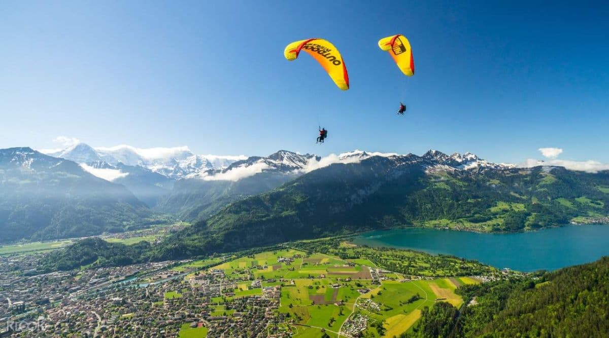 Tandem Paragliding Experience in Interlaken