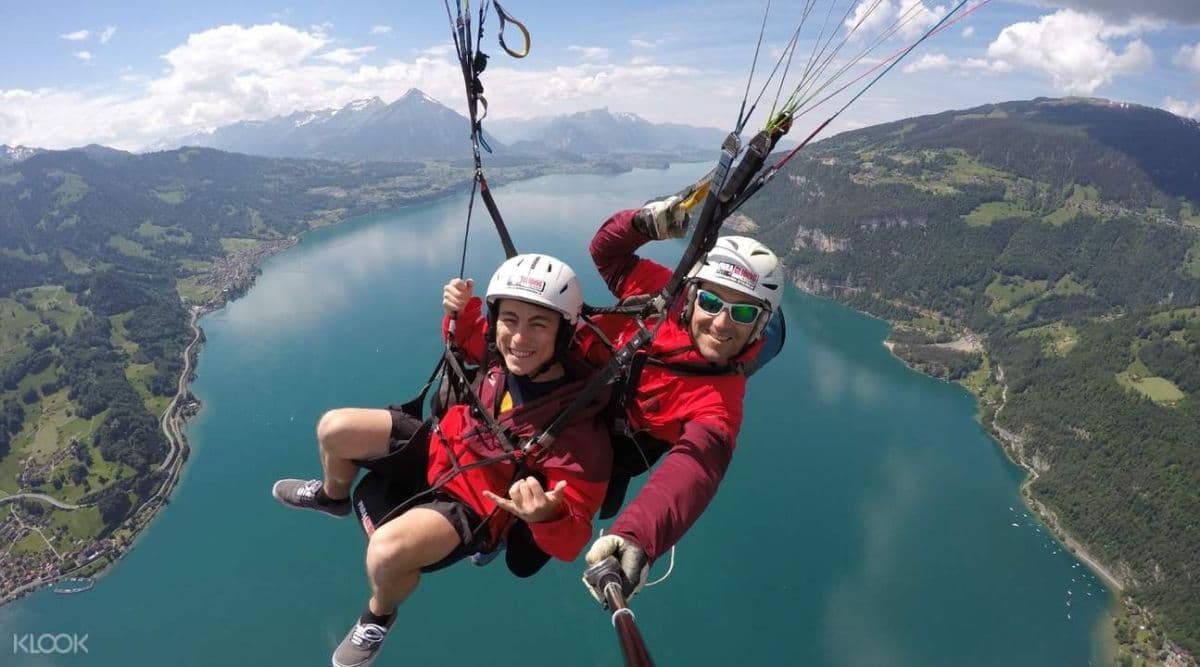 Tandem Paragliding Experience in Interlaken