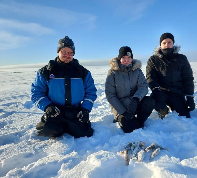 Oulu: Arctic Sea Ice Fishing