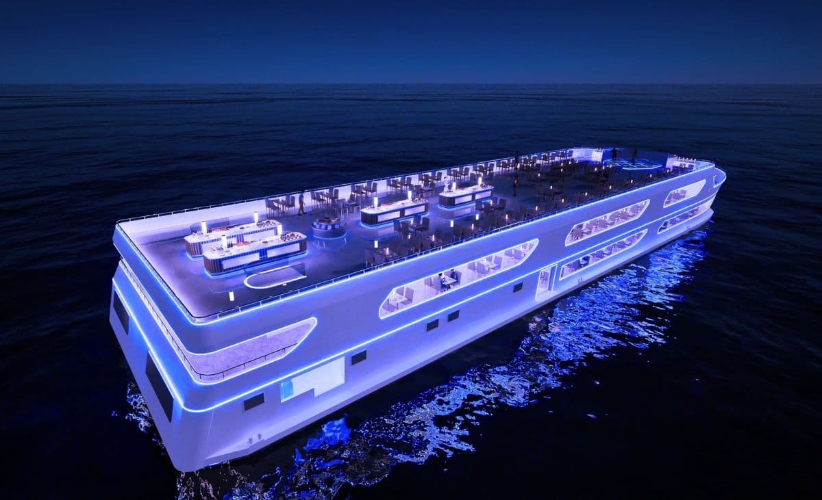 The Luxury White Dinner Cruise at ICONSIAM