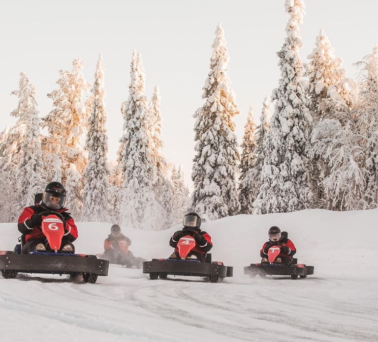 Ruka: Corrida de Ice Karting