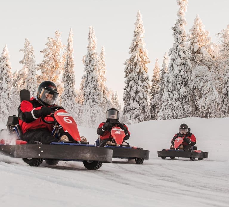 Ruka: Corrida de Ice Karting