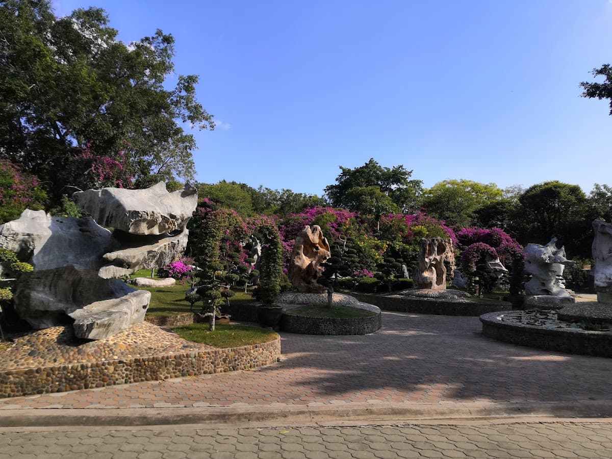 The Million Years Stone Park And Pattaya Crocodile