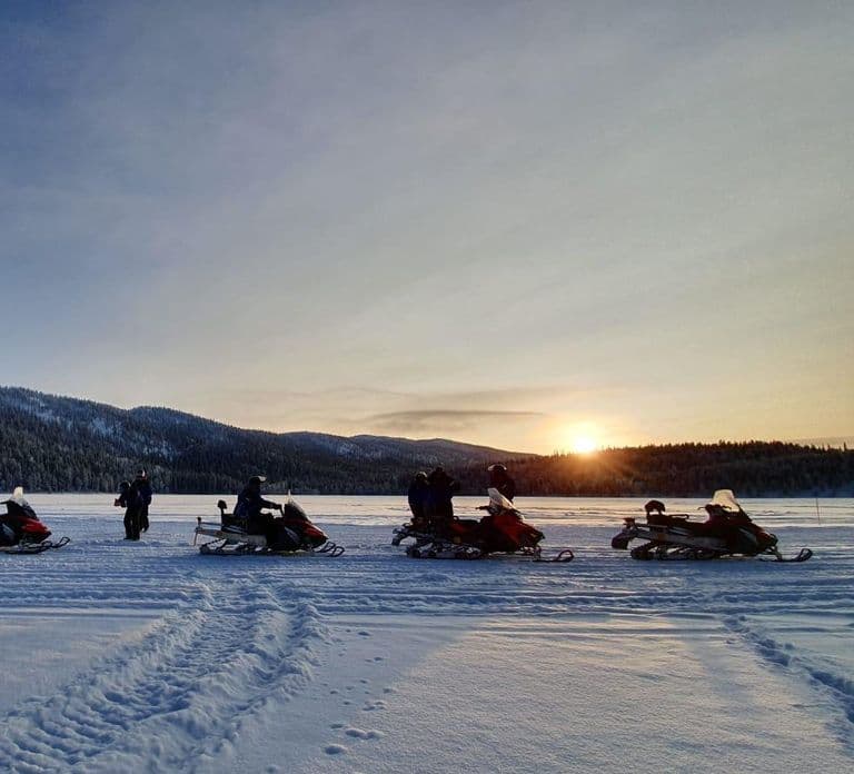 Ruka: Scenery Snowmobile Safari