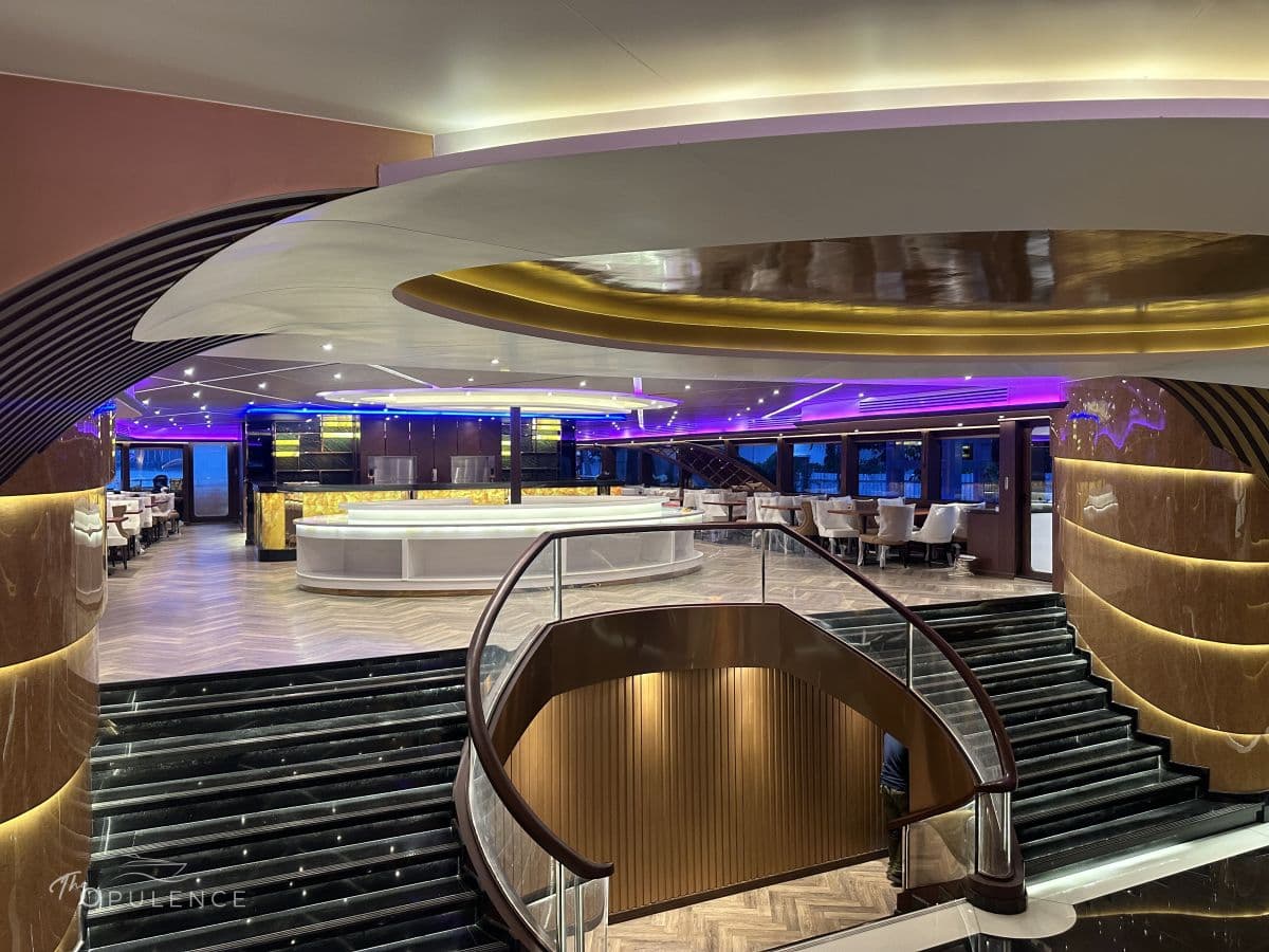 Crucero con cena de lujo Opulence Chao Phraya