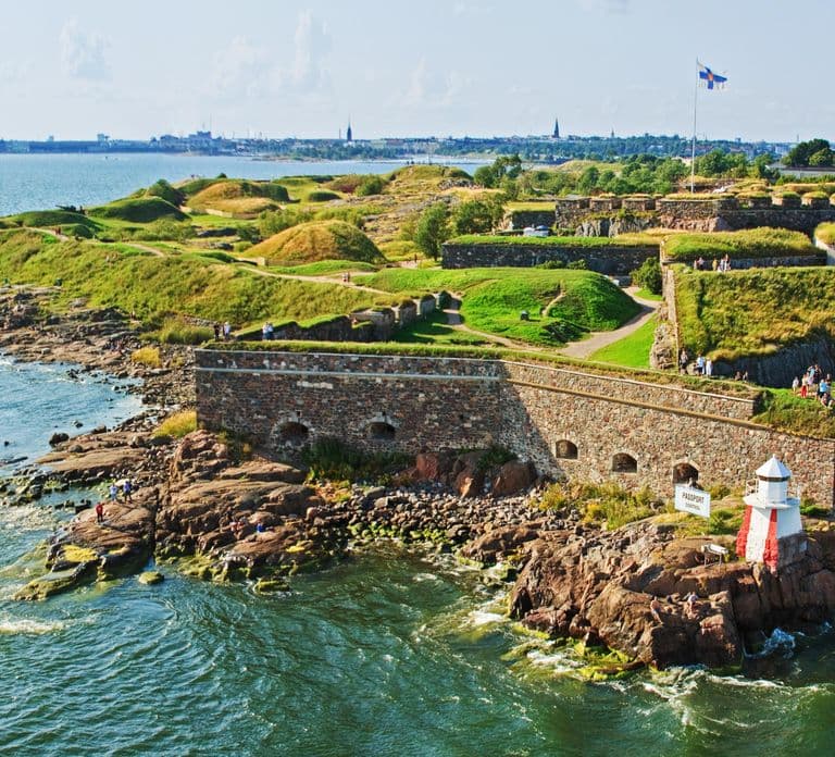 Helsinki: City and Suomenlinna 5-Hour Sightseeing Tour