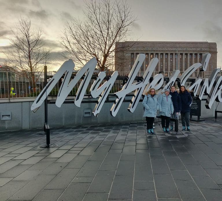 Helsinki: Private Walking Tour with a Local