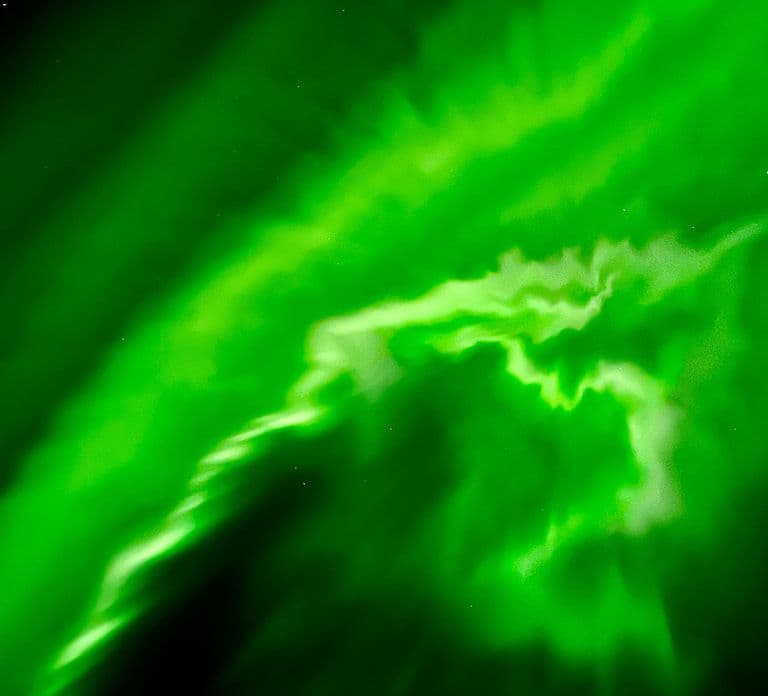 Inari/Ivalo: Excursão de Caça à Aurora Boreal de Carro com Bebidas Quentes