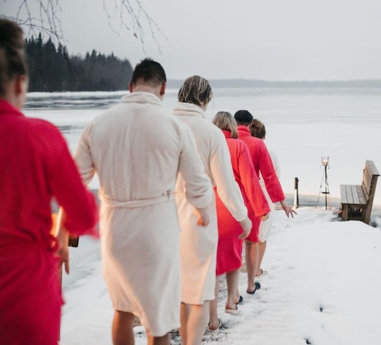 Jyvaskyla: Ice Dipping and Sauna with a Finn