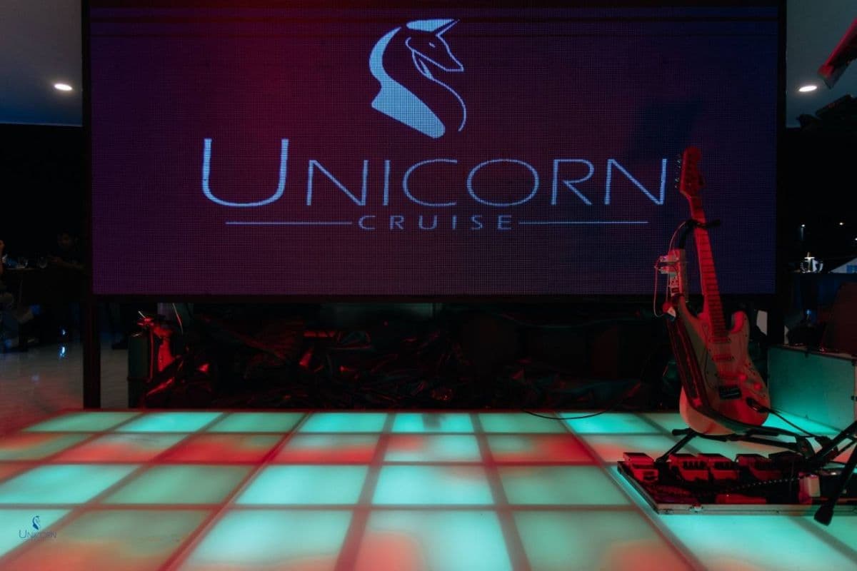 Unicorn Dinner Cruise in Bangkok