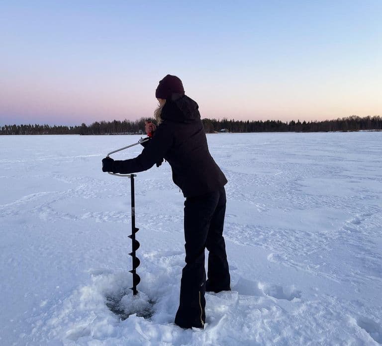 Levi: Ice Fishing Trip in a small group