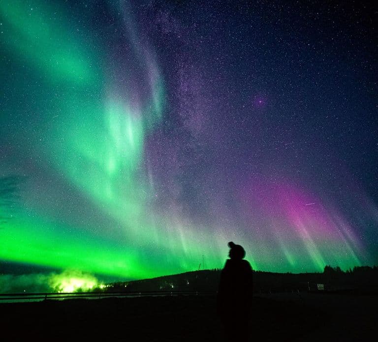 Levi: Northern Lights Pro Guaranteed - Unlimited Distance