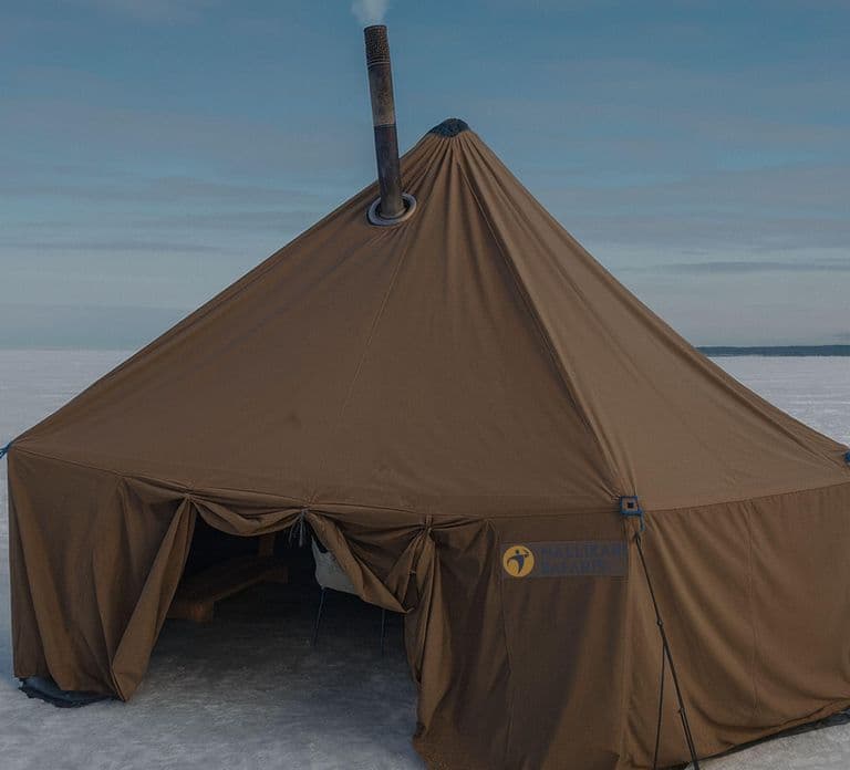 Oulu: Sauna in tenda sul mare ghiacciato e bagno nel ghiaccio