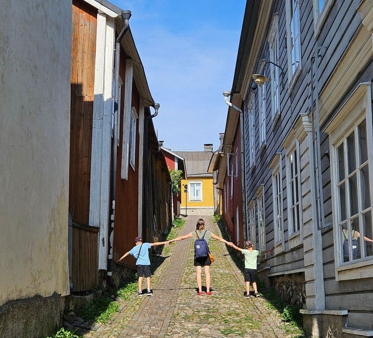 Tour guidato del centro storico e del lungofiume di Porvoo da Helsinki