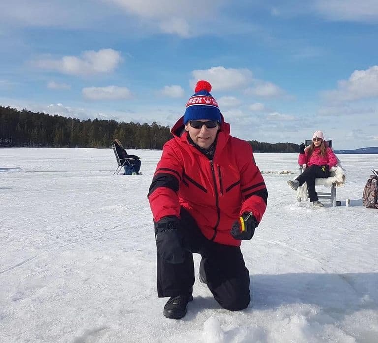 Pyhä: Ice Fishing Experience at Frozen Lake