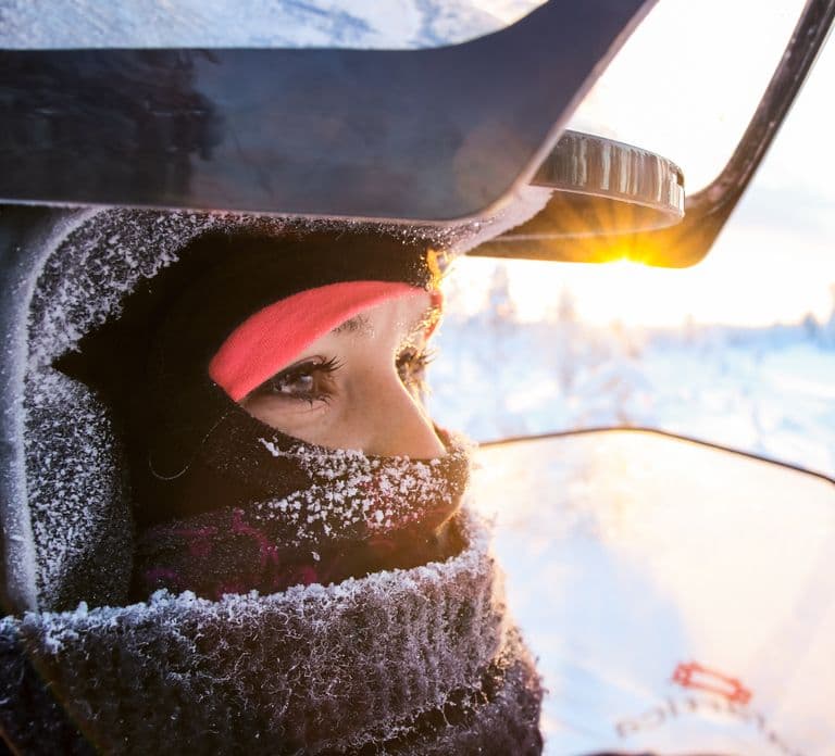Rovaniemi: 2-Hour Snowmobiling Experience