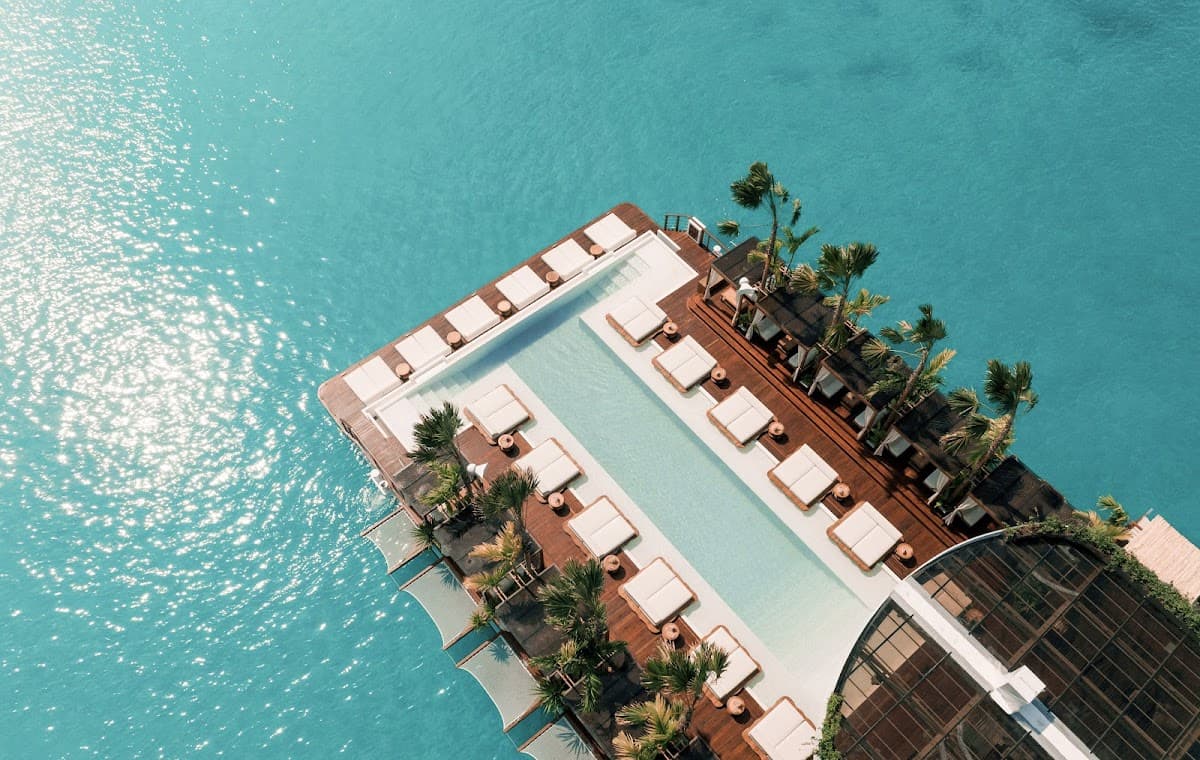 Yona Beach Club