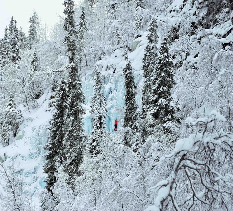 Rovaniemi: Insider Korouoma Frozen Waterfalls tour