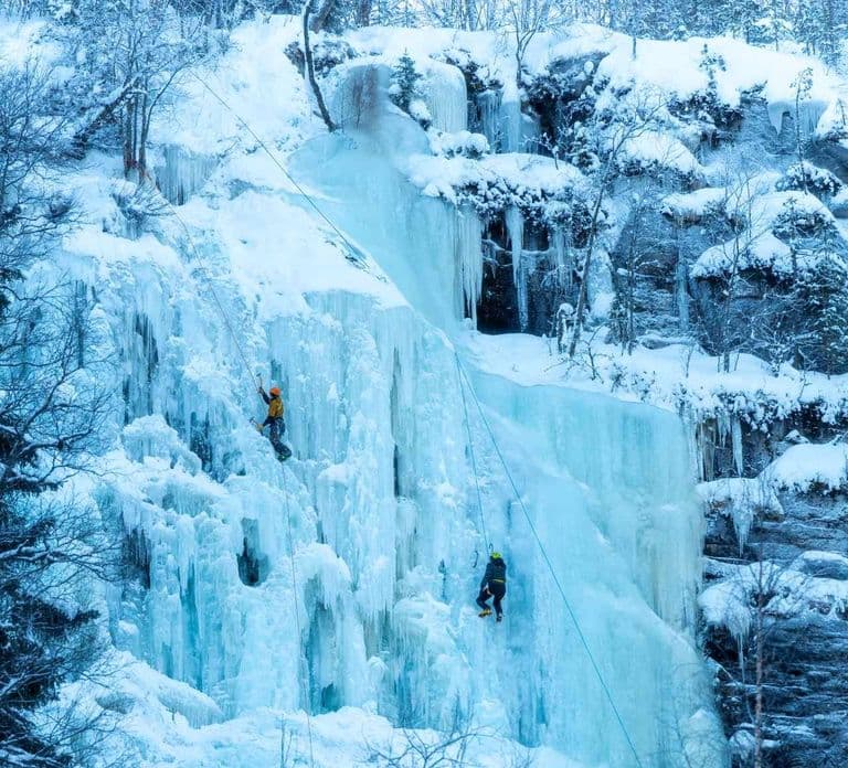 Rovaniemi: Insider Korouoma Frozen Waterfalls tour