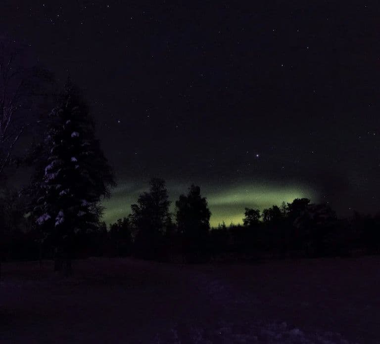 Rovaniemi: Safári de Snowmobile para ver a Aurora Boreal com Fogueira