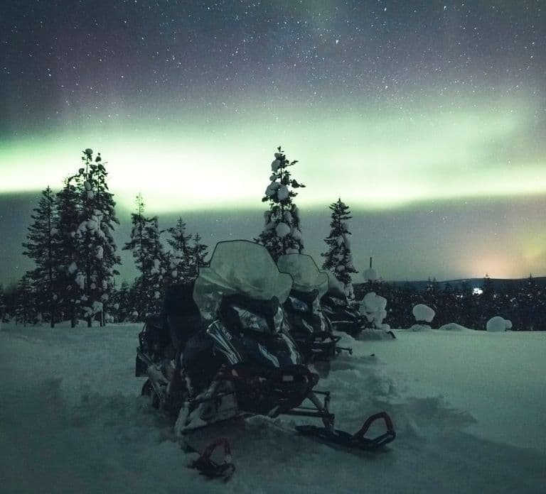 Rovaniemi: Northern Lights Tour with Electric Snowmobiles