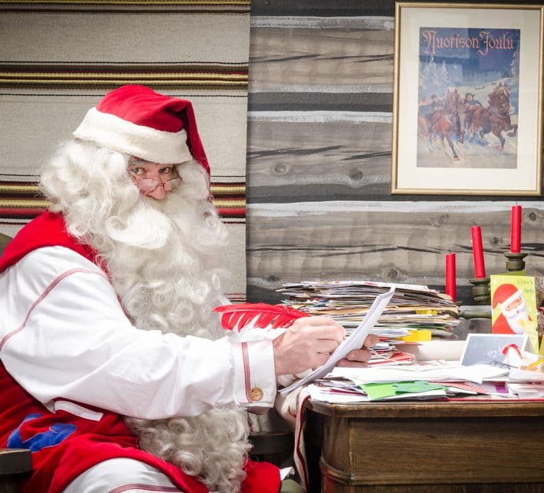 Rovaniemi: Private Meeting with Santa Claus in his Office