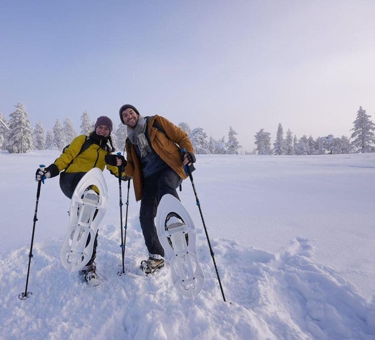 Rovaniemi: Private Snowshoeing and Ice Fishing Tour