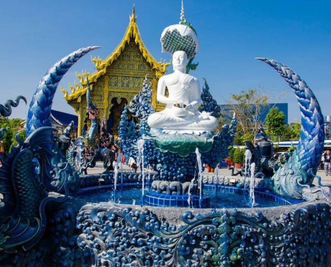 [Sconto Early Bird] Tour giornaliero di Chiang Rai: Templi Bianco e Blu, Triangolo d'Oro