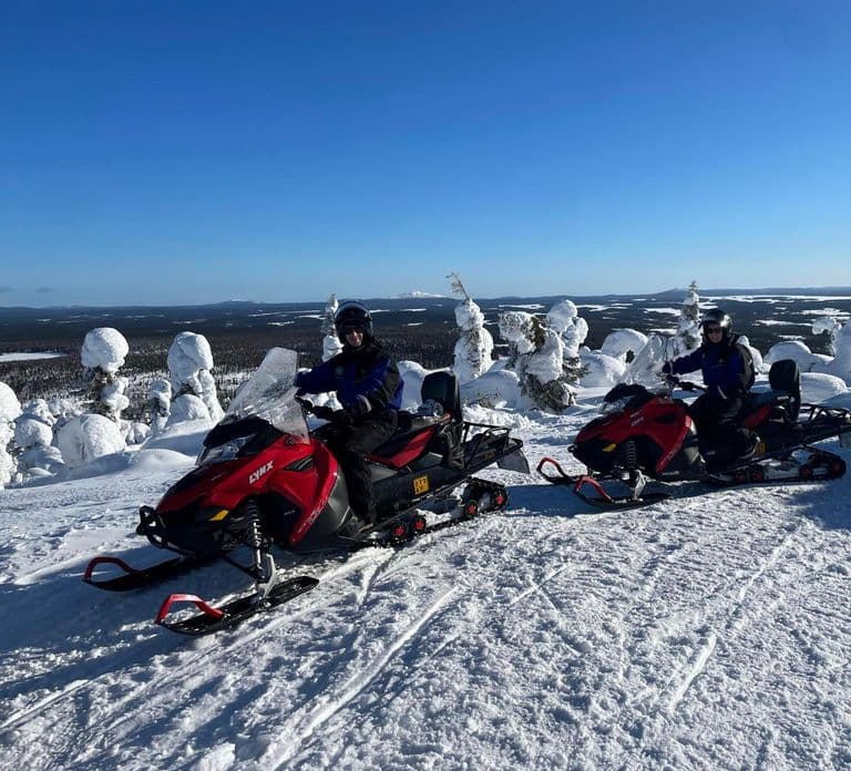 Ruka: Safari en moto de nieve y aventura de karting sobre hielo