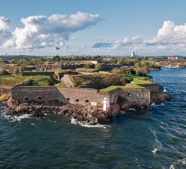 Suomenlinna: Passeio a pé guiado com um guia autorizado