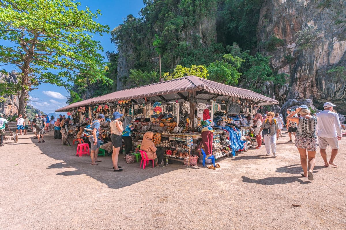 [JOIN TOUR] From Phuket: Day Trip James Bond – Naka Island – Canoe