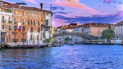Grand Canal + Ponte dell'Accademia + St Mark's Campanile + Lido di Venezia + Basilica Santa Maria della Salute dagtour Dagtochten