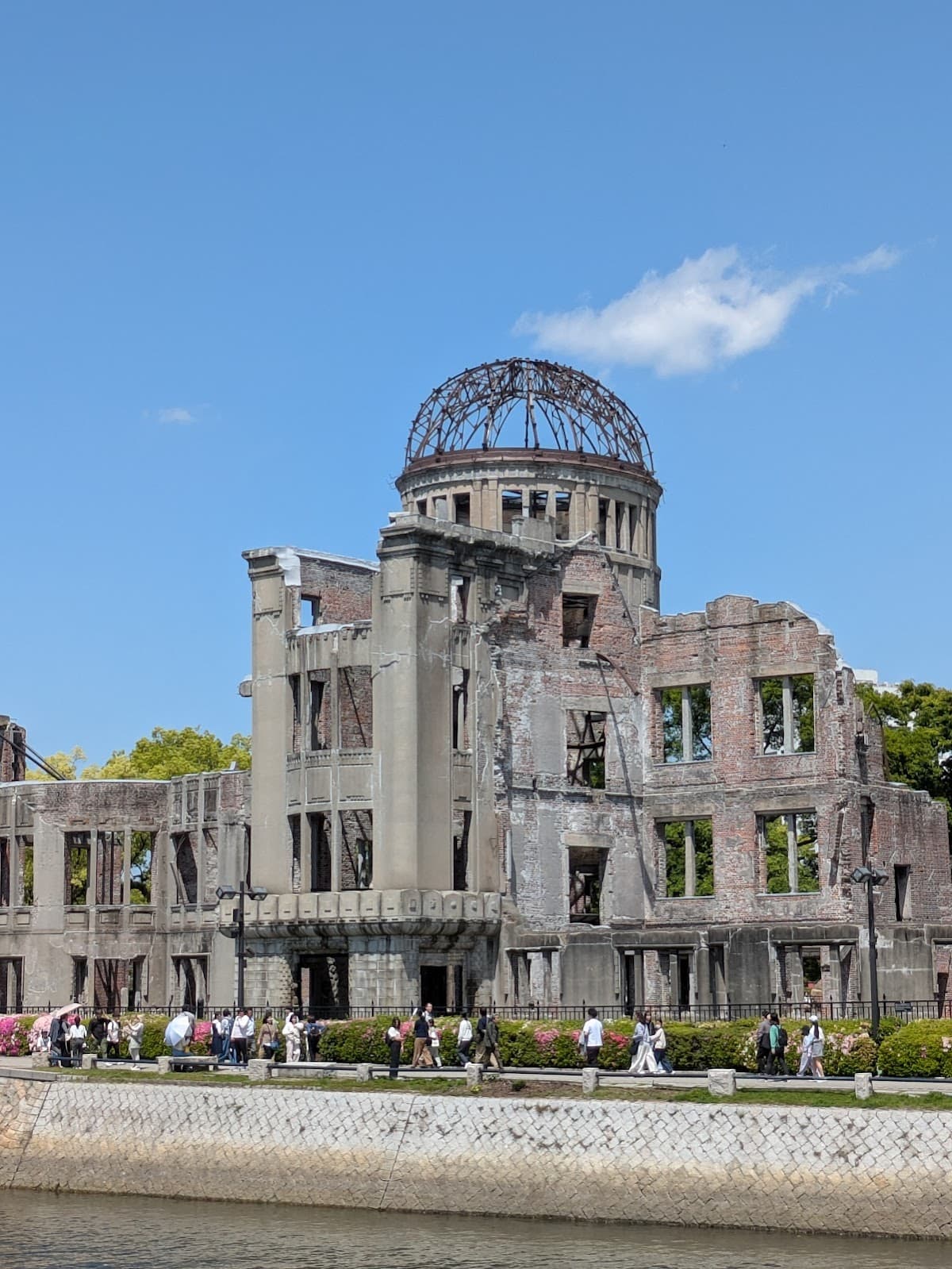 Hiroshima; Hiroshima Peace Memorial Museum and Castle Tour Day Tours