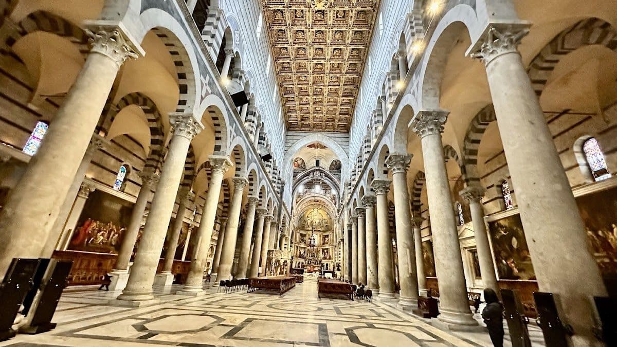 Leaning Tower of Pisa & Cathedral: Guided Tour