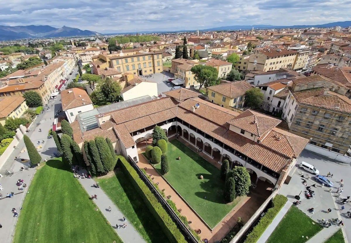 Leaning Tower of Pisa & Cathedral: Guided Tour