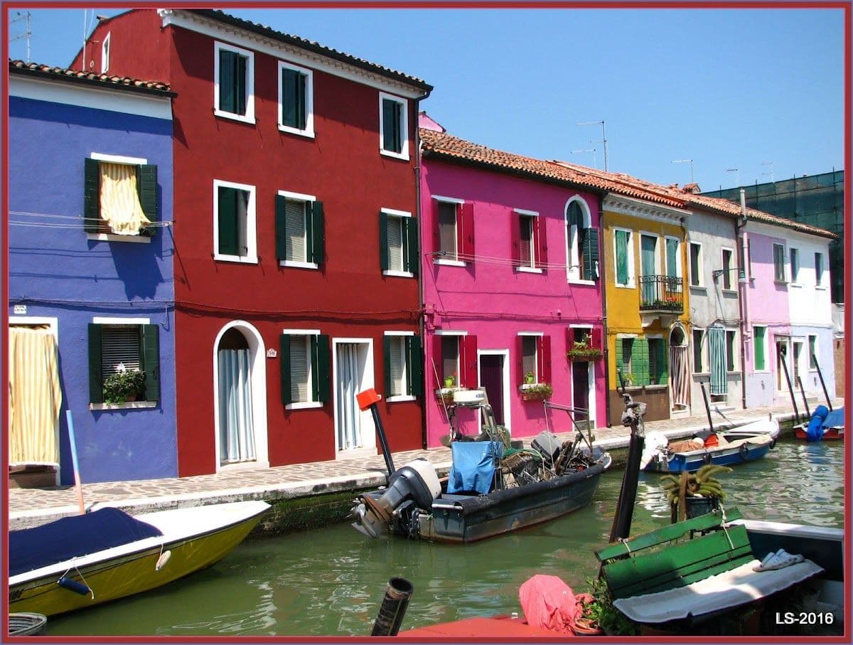 Murano glass and Burano lace experience with prosecco wine