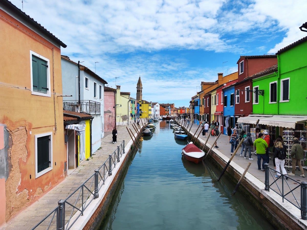 Murano glass and Burano lace experience with prosecco wine