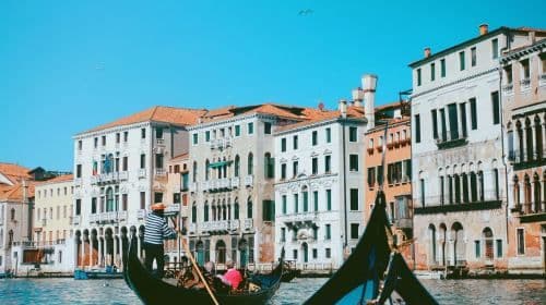 Romantische gondeltocht op het Canal Grande in Venetië, Italië [Meertalige audiogids in het Engels/Chinees/Japans en meer] Vervoersbewijzen