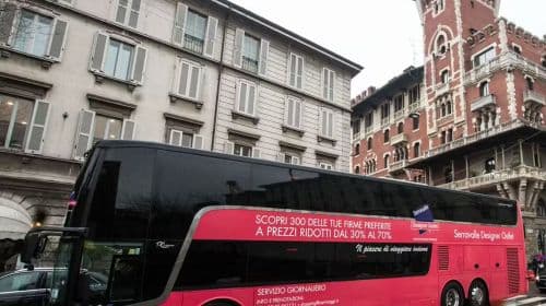 Transfer autobusowy w obie strony z Mediolanu do Serravalle Designer Outlet