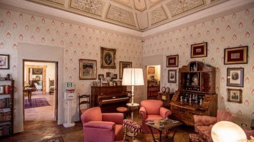 San Gimignano Campatelli Home and Tower Visit Day Tours