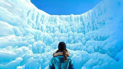 Valle di Jigokudani a Noboribetsu + Lago Tōya + Showa Shinzan Bear Ranch + Lago Shikotsu in Hokkaido | Tour giornaliero in edizione limitata dell'Ice Wave Festival