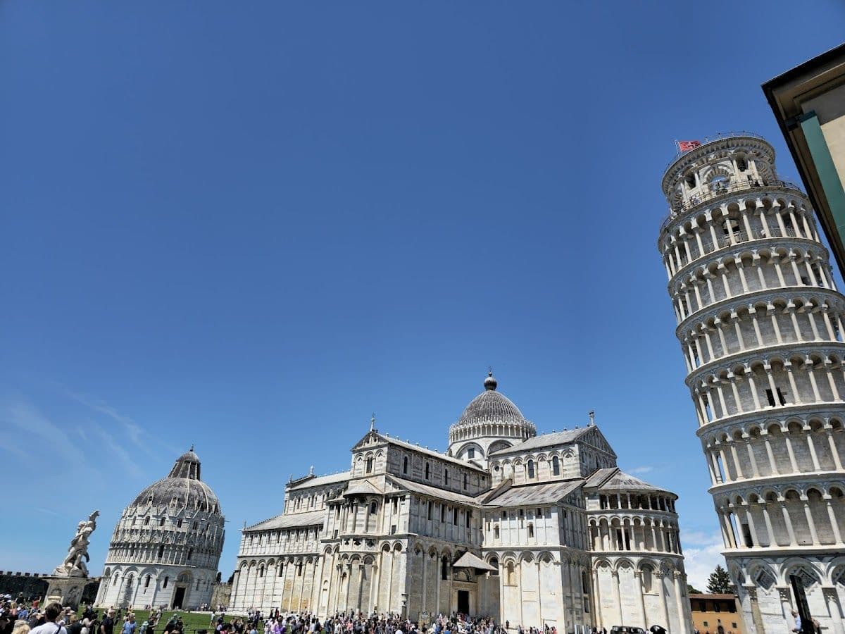 Square of Miracles Guided Tour with Optional Leaning Tower Tickets